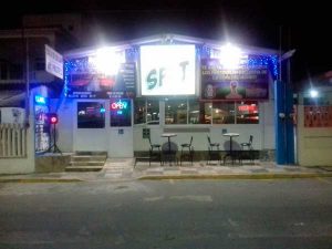 Fachada billar The Spot en Tuxpan, Veracruz