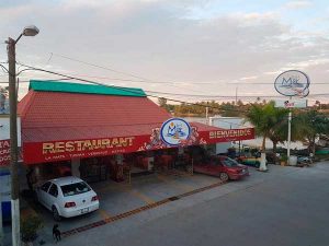 Entrada del restaurante del Mar en la Mata de Tampamachoco en Tuxpan