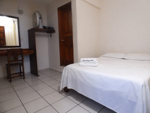 Habitaciones del hotel Real del Monte en Tuxpan, Ver.